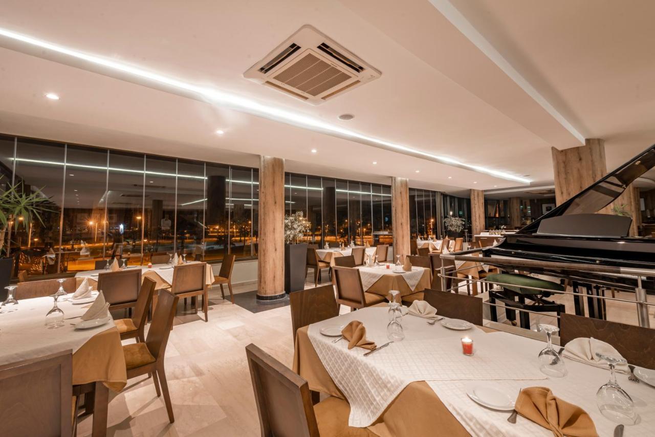 Hotel Omeya Martil Kültér fotó