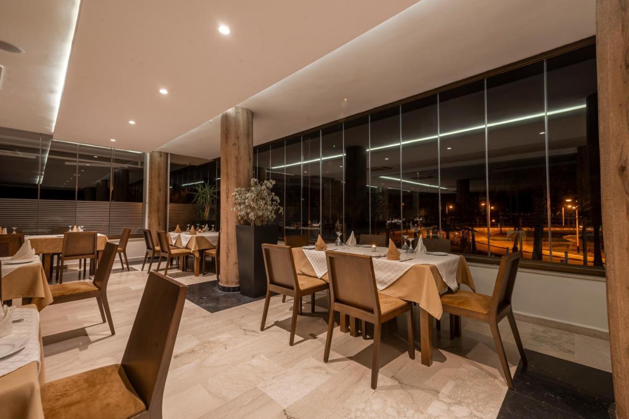 Hotel Omeya Martil Kültér fotó